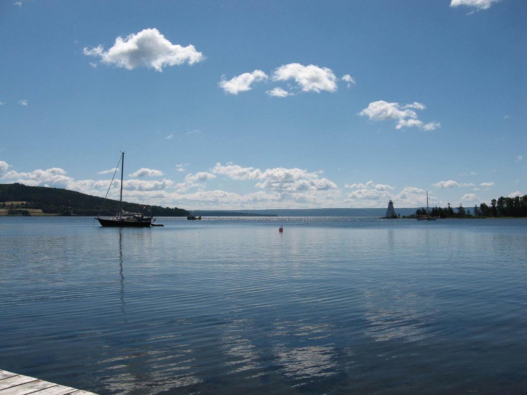 Baddeck Inlet Dunlop Inn מראה חיצוני תמונה