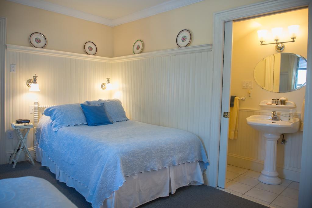 Baddeck Inlet Dunlop Inn מראה חיצוני תמונה